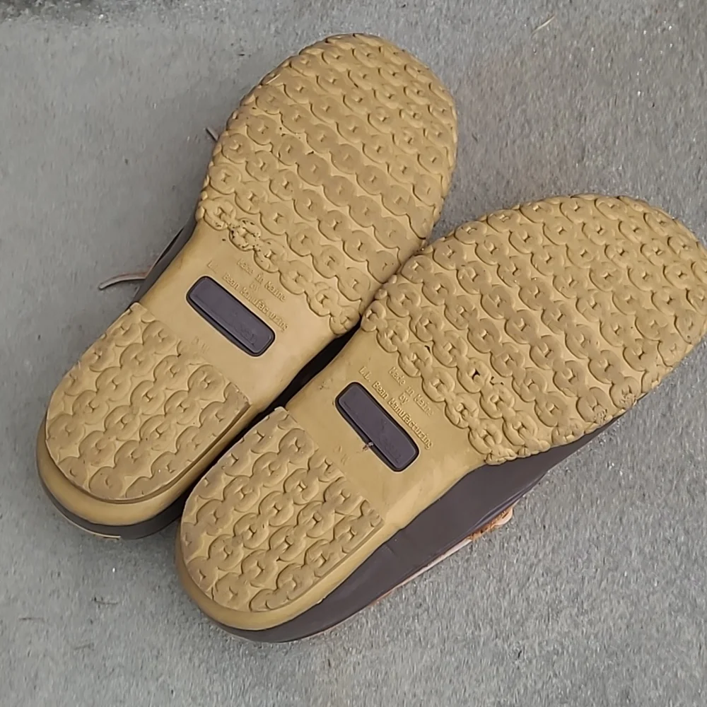 L.L.Bean wide width moccasin low duck boots